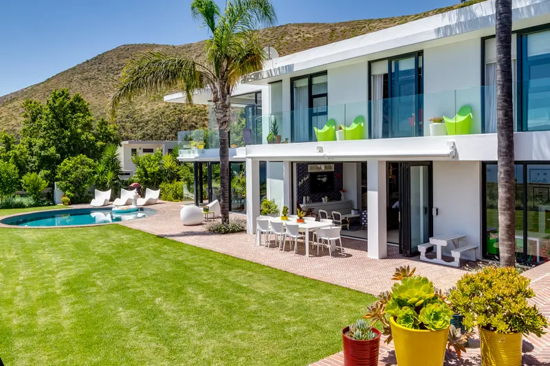 Fluorite Villa in Fresnaye – photo 37