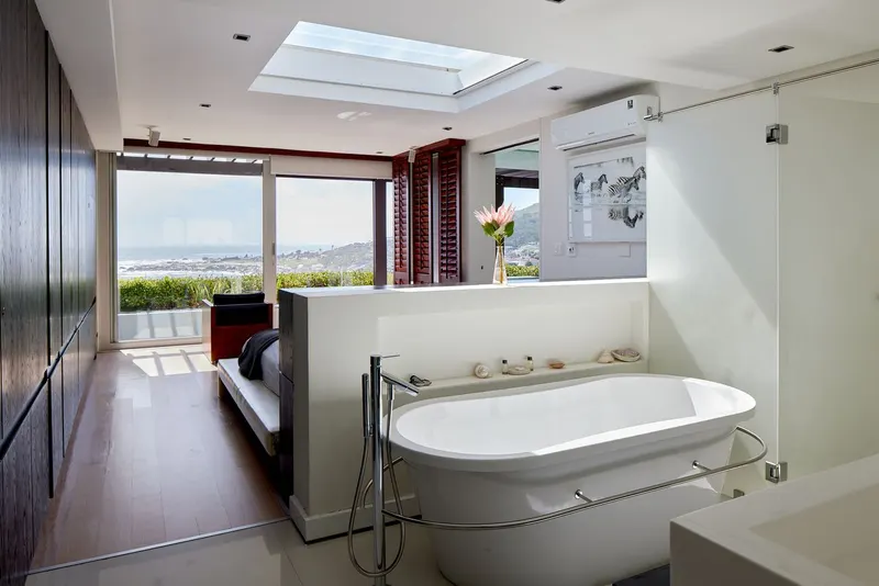 Geneva Villa in Camps Bay – photo 44