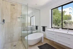 Ancona Ruby in Bantry Bay – photo 23 thumbnail