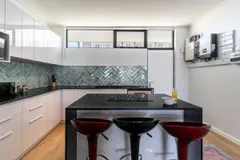 Urban Palette Apartment in Green Point – photo 13 thumbnail