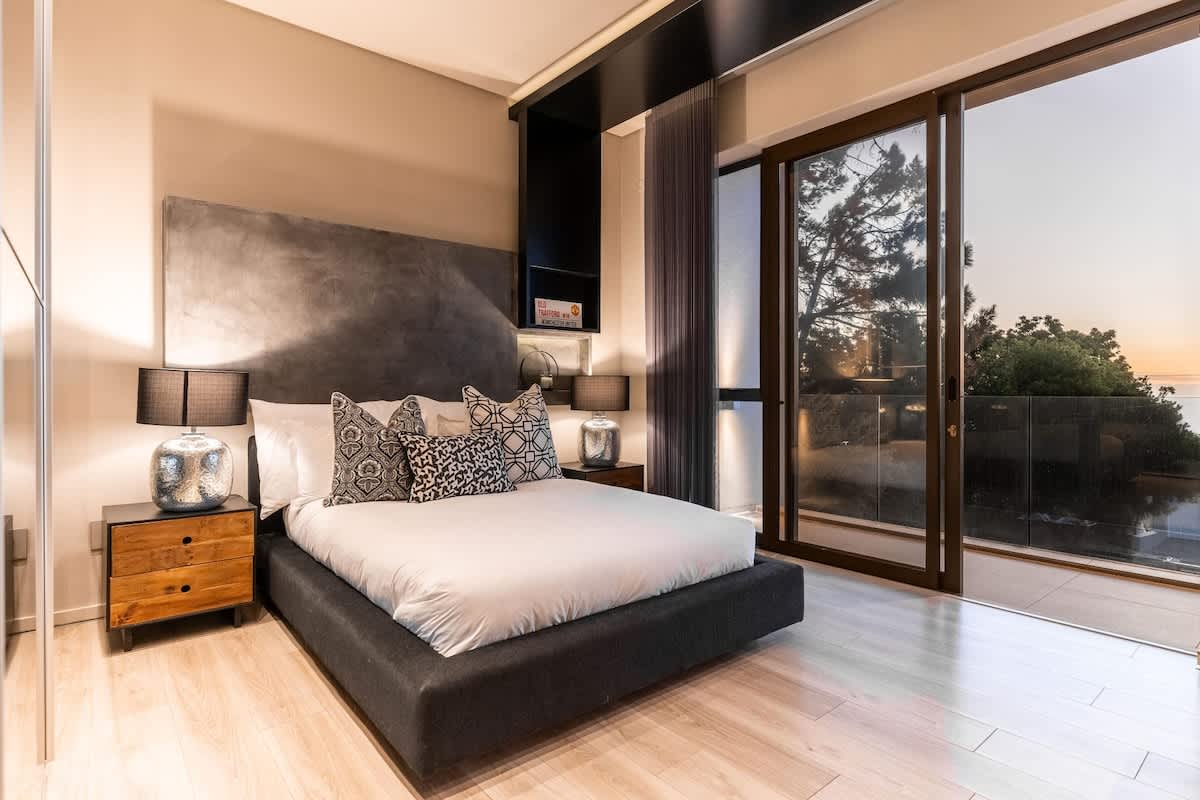 property_0096dfd5-ea93-48e8-a104-27aa5659a6bd_50