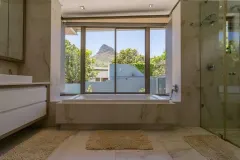Villa Pascal in Camps Bay – photo 30 thumbnail