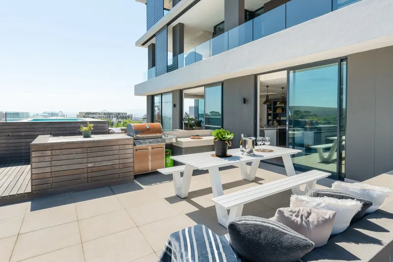 Green Point Crown in Green Point – photo 6