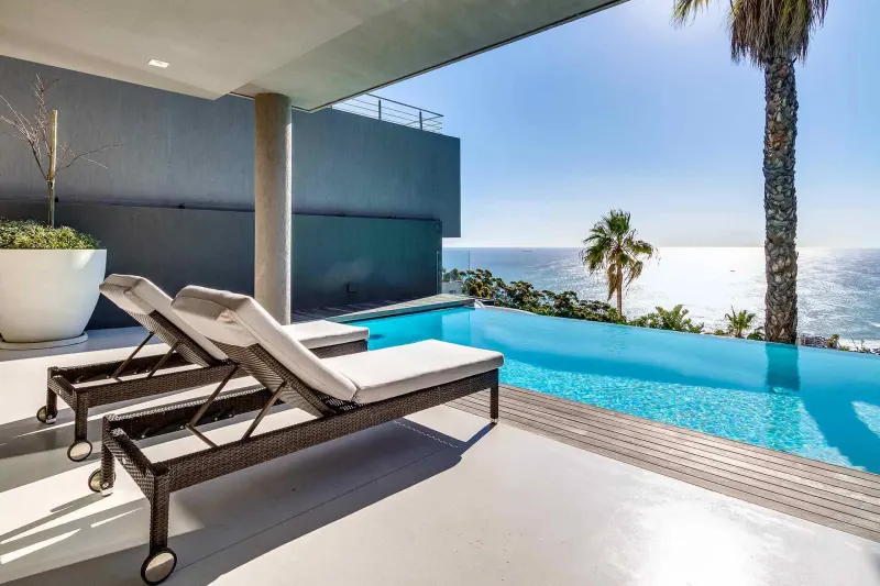 Zen Sky Villa in Bantry Bay – photo 19