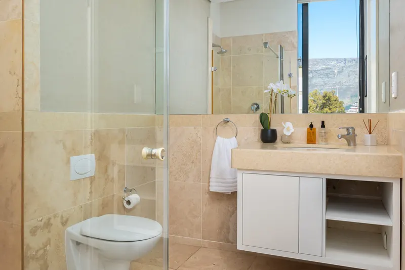 Parergon 403 Penthouse in V&A Waterfront – photo 4