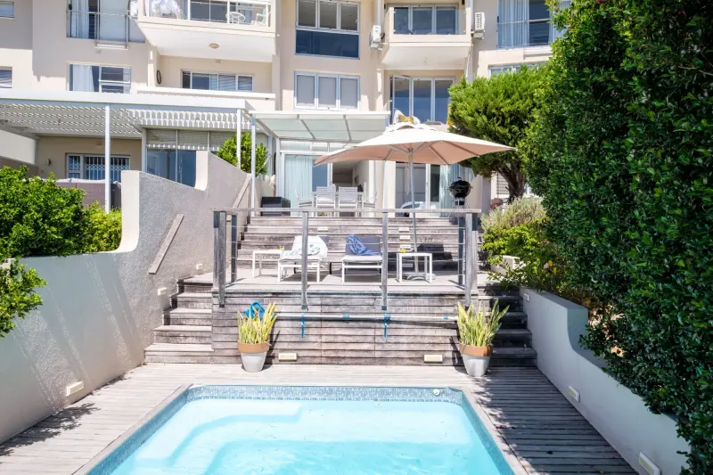 Sea Escape in camps bay – photo 19