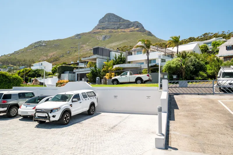 9 On Nautica in Camps Bay – photo 40