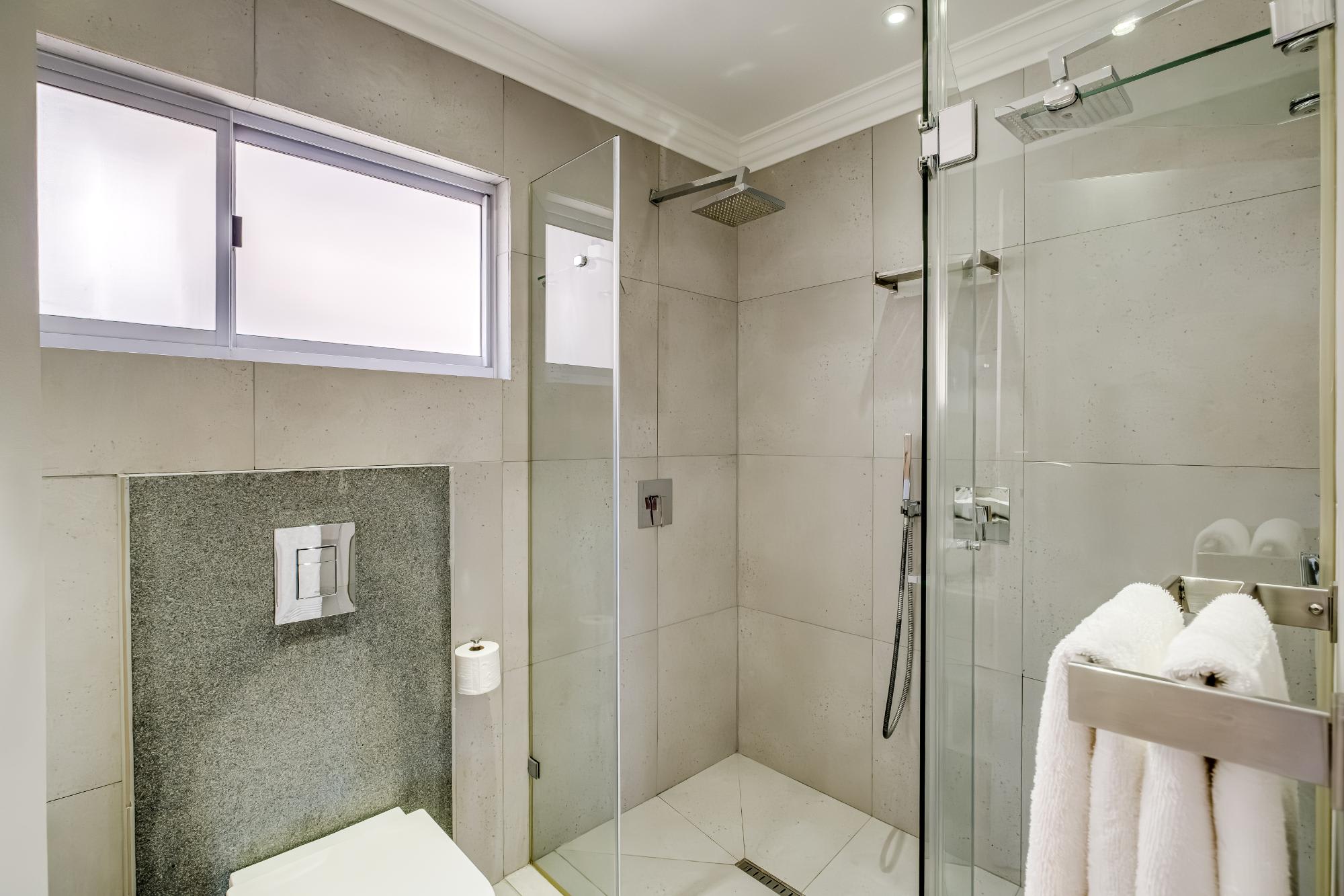 property_016de108-be81-489d-835d-21750f6c9572_28