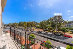 Cape Royale 203 in Green Point – photo 9 thumbnail