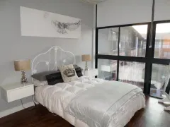 Wembley Square Penthouse in Gardens – photo 7 thumbnail
