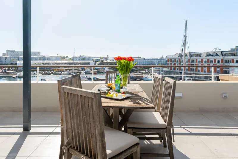 Parergon 403 Penthouse in V&A Waterfront – photo 17
