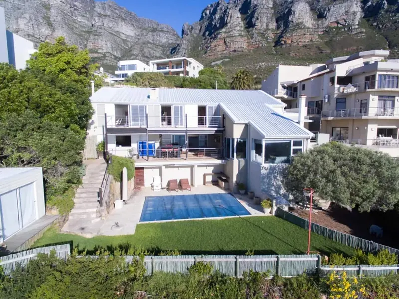 Theresa Avenue Villa in Bakoven – photo 7