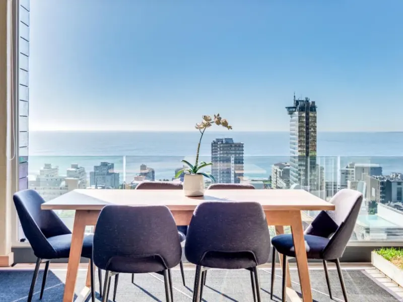Penthouse on B in Green Point – photo 8