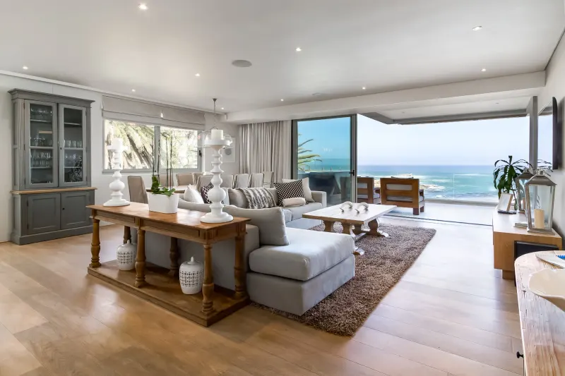 Boulders Views in camps bay – photo 24