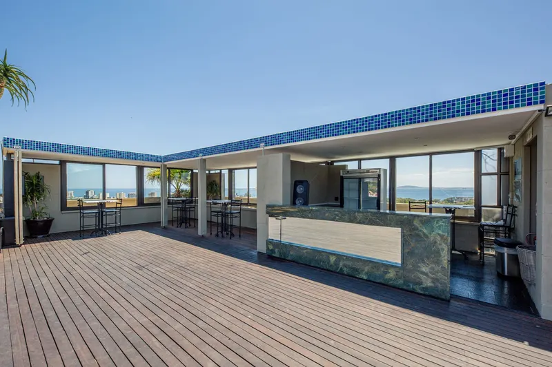 407 Royal in Green point – photo 31