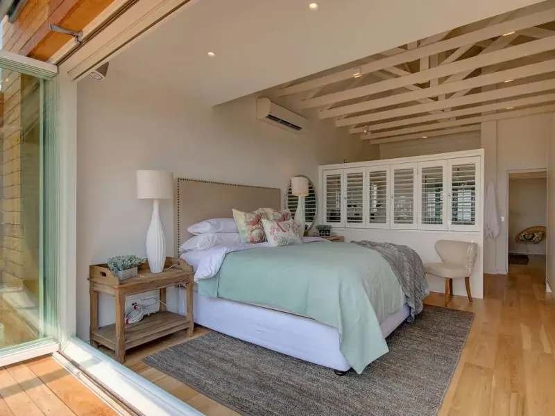 3 Degrees North Villa in Green Point – photo 5