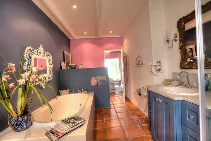 Camps Bay Hacienda in Bakoven – photo 8