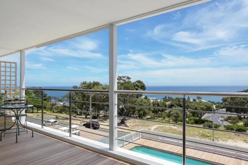 Fulham Views in Camps Bay – photo 6