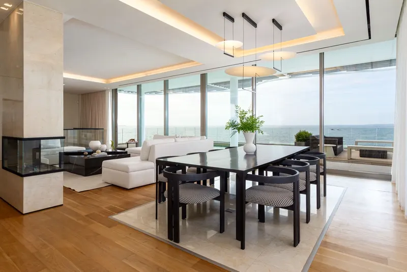 East West Penthouse in Mouille Point – photo 4