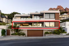Terrace Royale in Camps Bay – photo 40 thumbnail