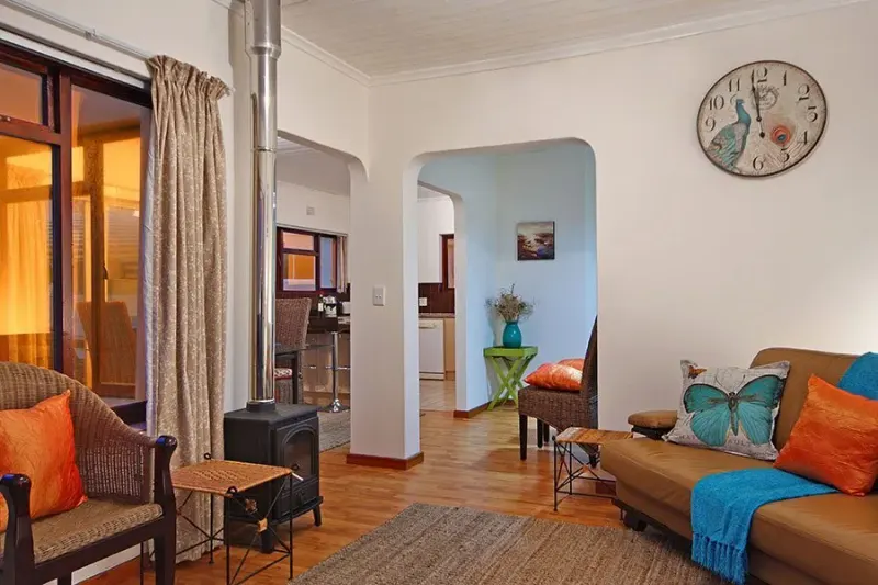 Sunset Mews Apartment in Bloubergstrand – photo 9
