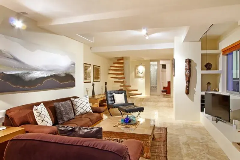 Avenue Bartholomew Villa in Fresnaye – photo 8