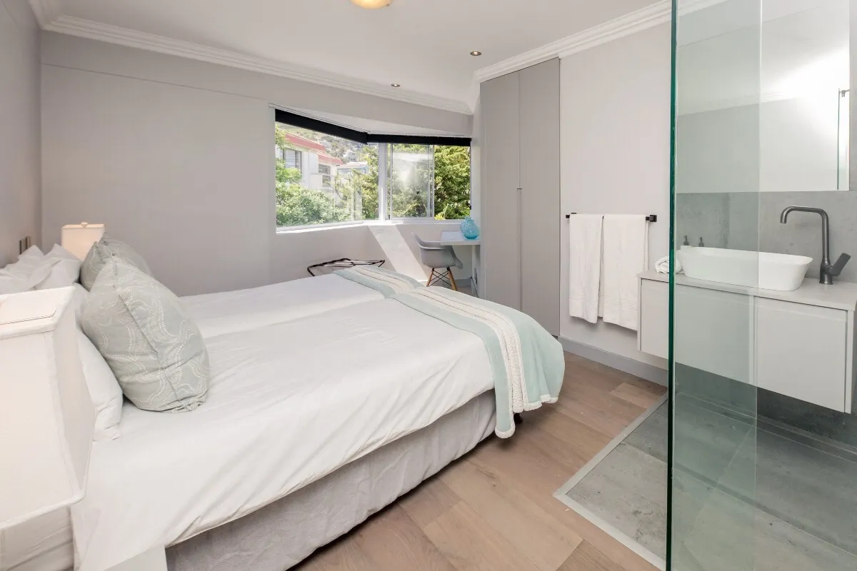 property_042d7cd3-52b9-41f4-8cd6-632e93e4e84a_15