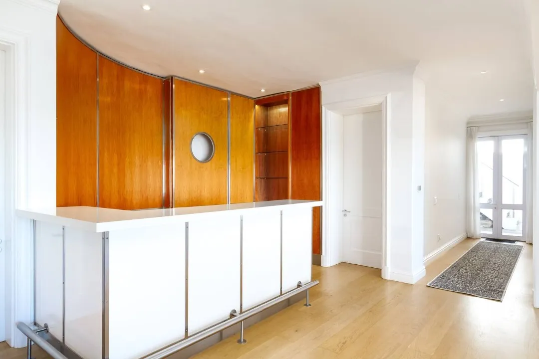 property_046414e9-d51d-4ae9-b6f7-82f437f7496d_42