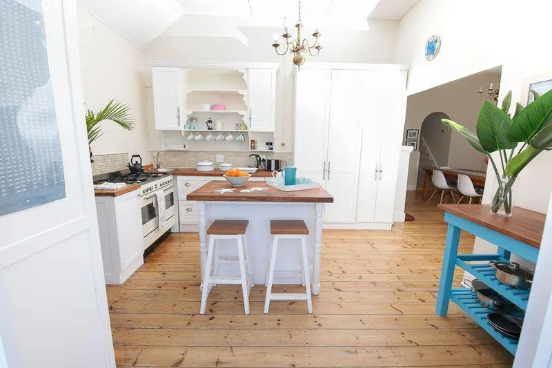 property_046ba558-1e8f-4b9e-beed-ea0422110dd5_4