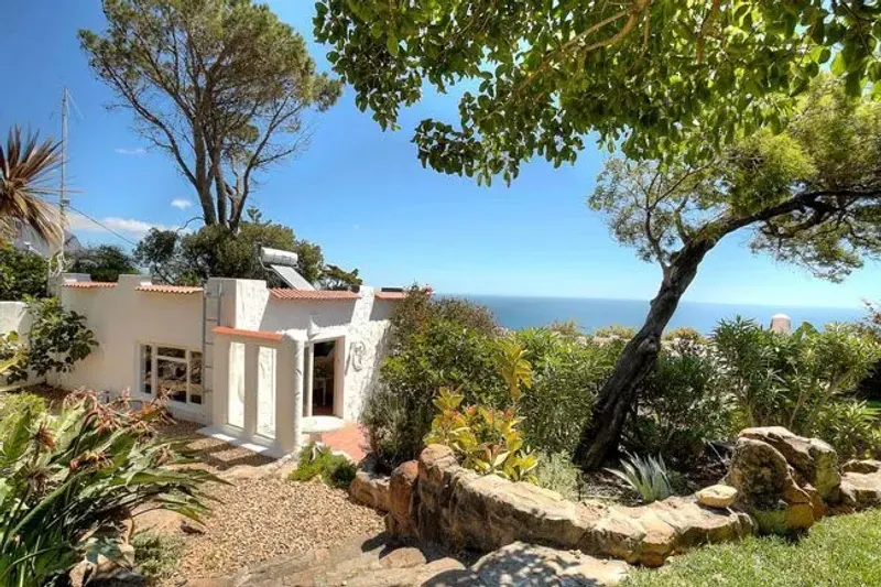 Camps Bay Hacienda in Bakoven – photo 11