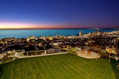 De Wet Grand in Fresnaye – photo 2 thumbnail