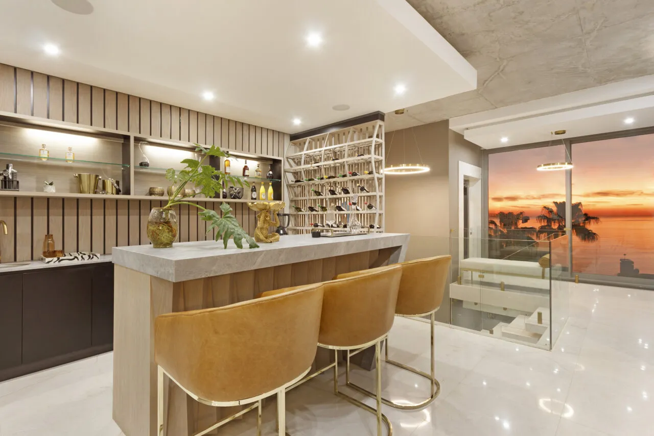 property_05353ceb-c0dc-4af0-a6d4-c35569bd375f_24