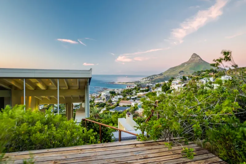 The Falcon in Camps Bay – photo 100