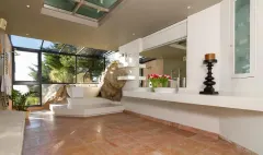 Upper Camps Bay Villa in Bakoven – photo 6 thumbnail