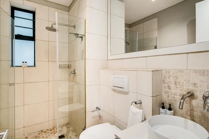 17 Geneva Drive in Camps Bay – photo 38