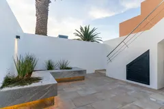 Cape House in Camps Bay – photo 43 thumbnail