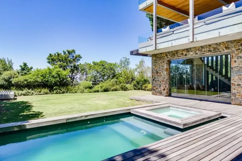 Glen Avenue Villa in Gardens – photo 17