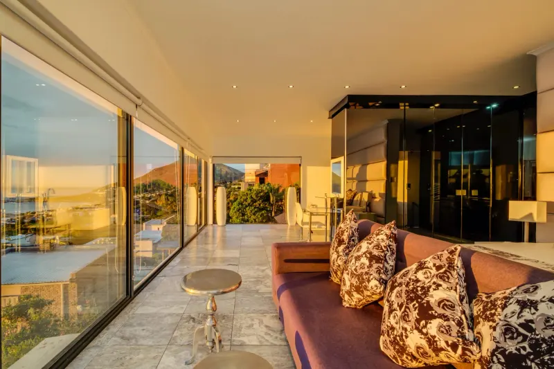 Sunset Views in Camps Bay – photo 8