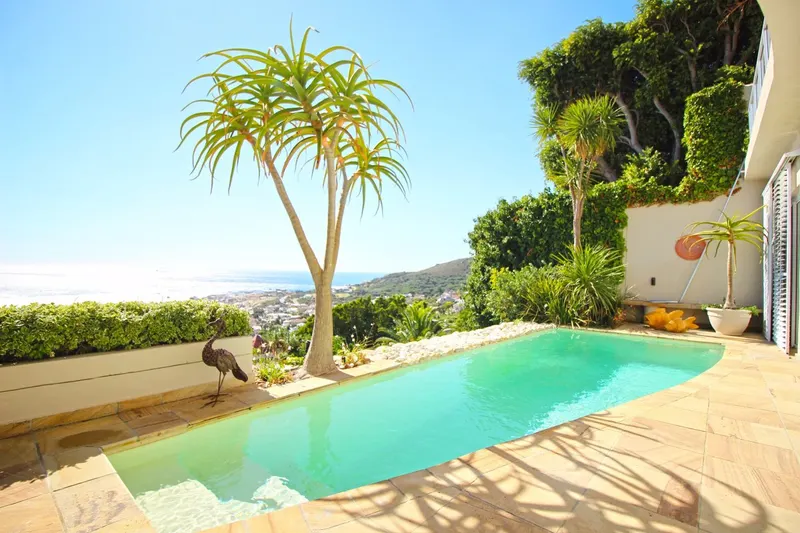 Medburn Apartment  in Camps Bay – photo 8
