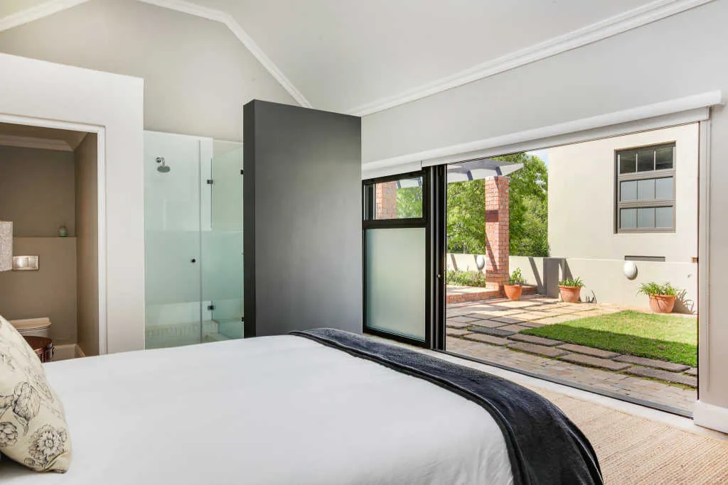property_0634e3bb-8889-4830-9207-6fbfdad3d4ef_1
