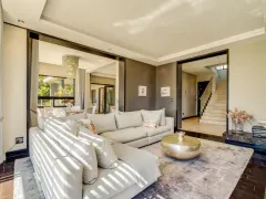 Bayon House in Camps Bay – photo 6 thumbnail