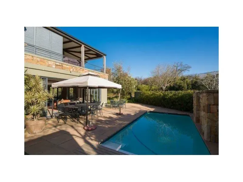 Villa Constantia in Constantia – photo 7