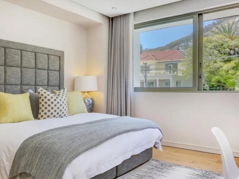 Orion Villa in Bantry Bay – photo 9