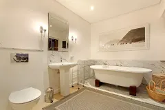 Villa Silvermist in Constantia – photo 6 thumbnail