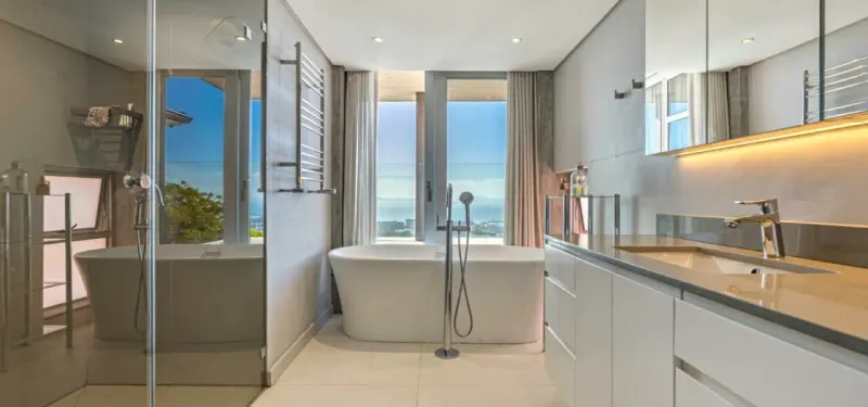 Majestic Sky Villa in Green Point – photo 27