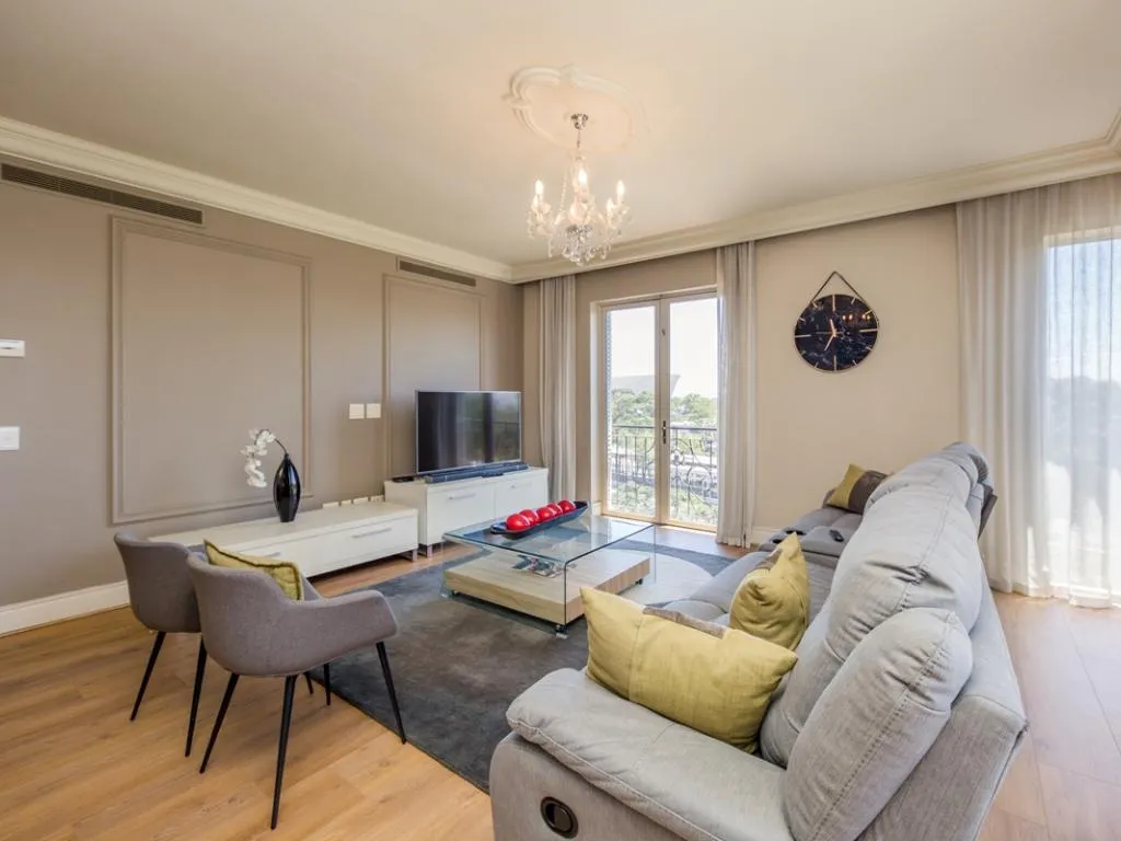 property_07afefdb-f8c1-48b9-934a-fa4864e61f2a_3