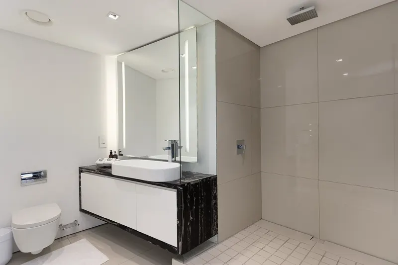Nettleton Luxe  in Clifton – photo 40