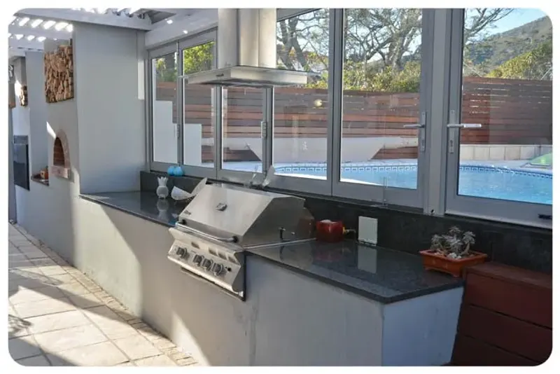 Ocean Vista in Camps Bay – photo 3