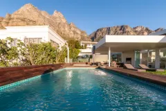 Camps Bay Penthouse in Bakoven – photo 32 thumbnail