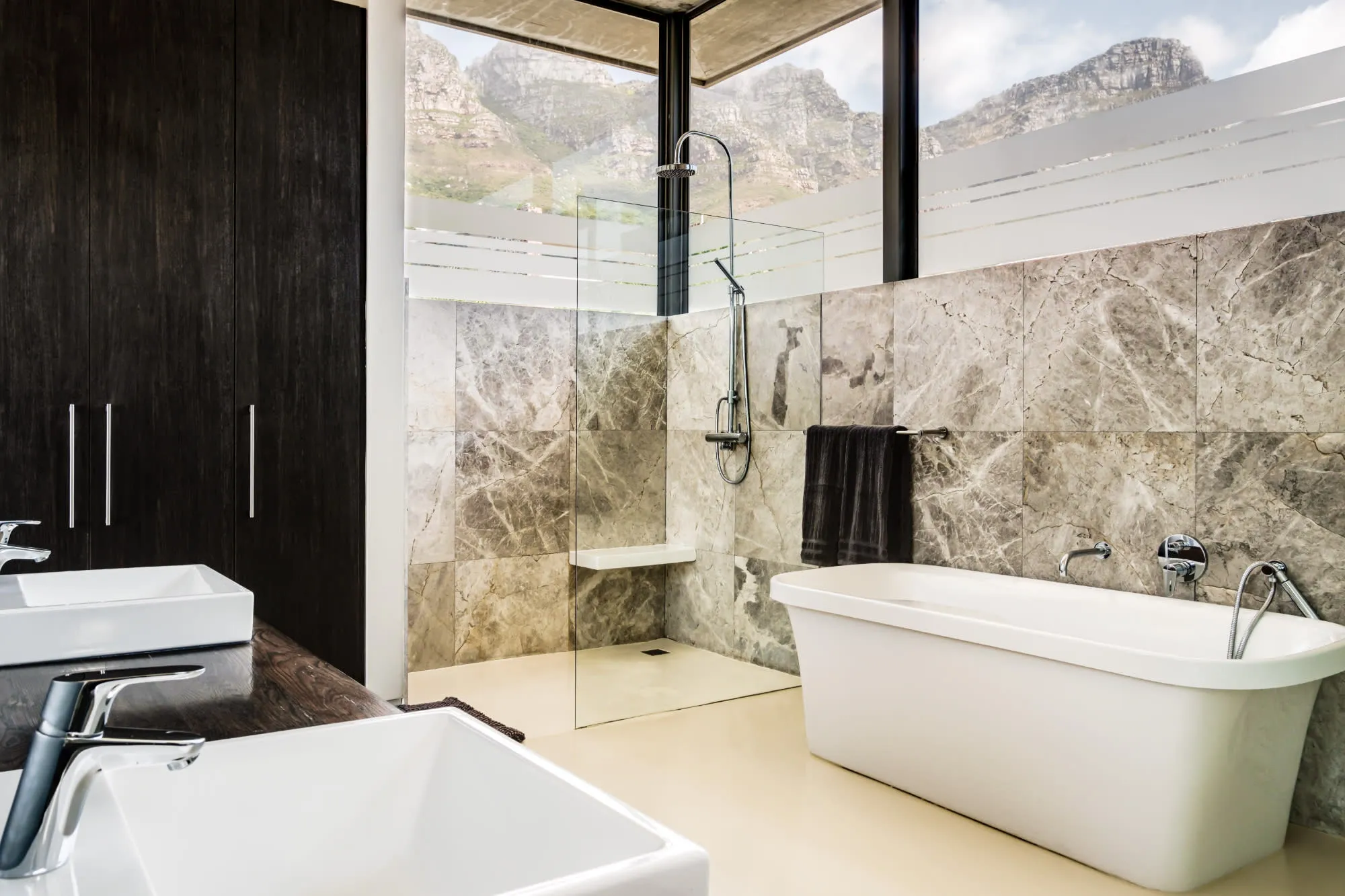 property_085d5c34-361c-402b-8238-e20e78317fa7_13